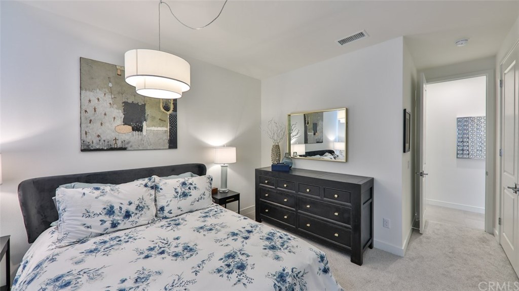 2869 Doheny Way Dana Point, CA 92629 - Photo 25 of 69 Secondary bedroom with queen bed.