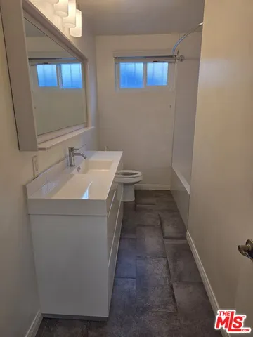 $3,295 | 1833 North Edgemont Street, Unit 1, Los Angeles, CA 90027