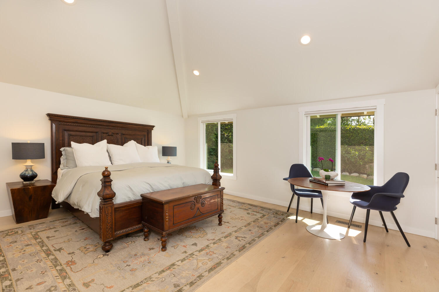 418 Seaview Road Montecito, CA 93108 - Photo 15 of 30 16_Seaview418.PrimaryBedroom1