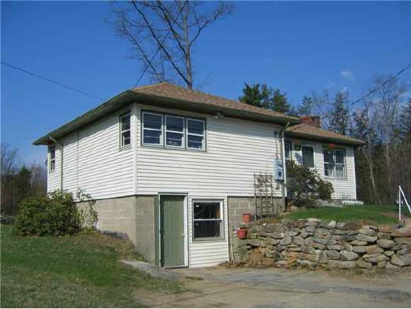 429 Old Dover Road Rochester, NH 03867 - Photo 1 of 1 Gallery Image 1
