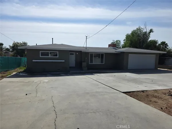 $429,000 | 633 North Yale Street, Hemet, CA 92544