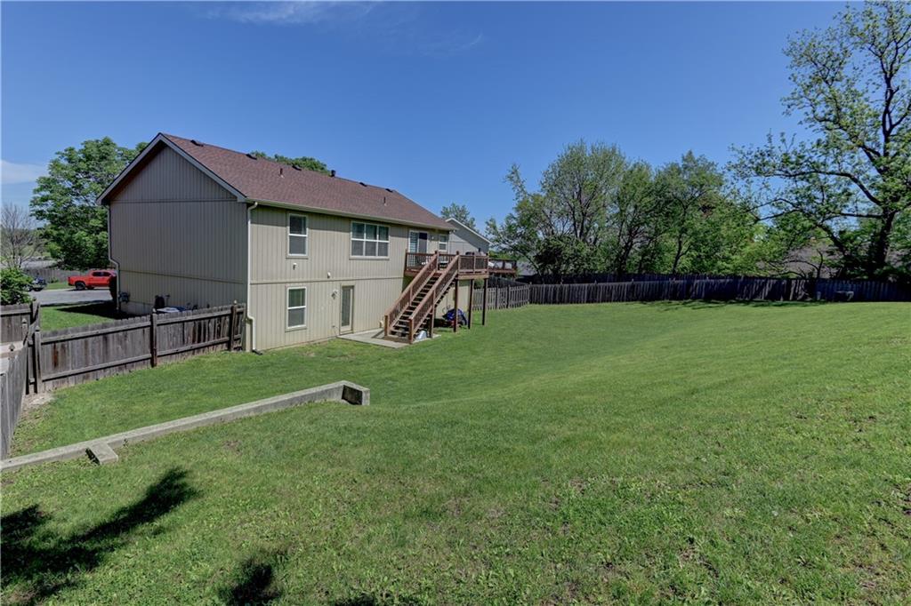 4523 Edgehill Street Leavenworth, KS 66048 - Photo 44 of 50