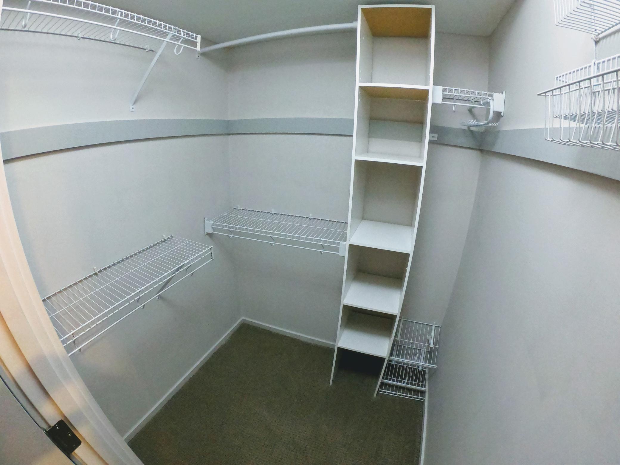 6328 Barrie Road, Unit 2F Edina, MN 55435 - Photo 14 of 23