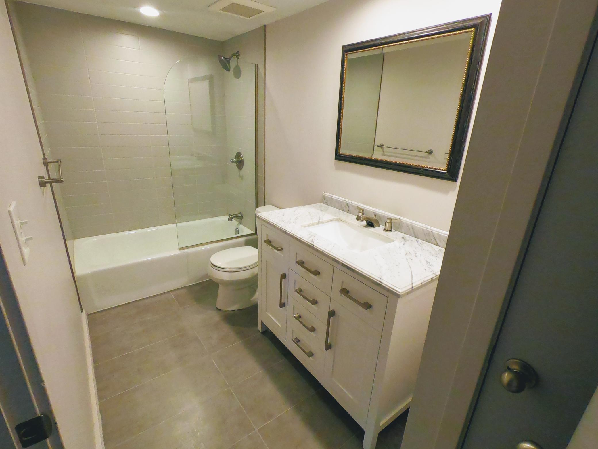 6328 Barrie Road, Unit 2F Edina, MN 55435 - Photo 15 of 23