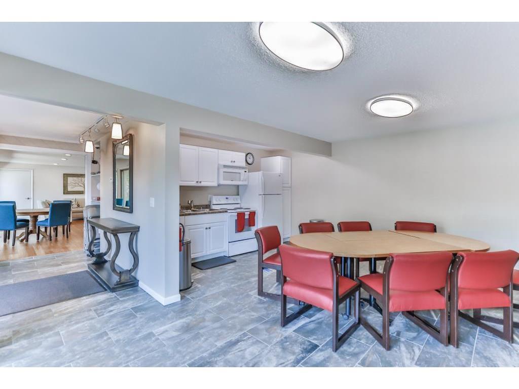 6328 Barrie Road, Unit 2F Edina, MN 55435 - Photo 16 of 23