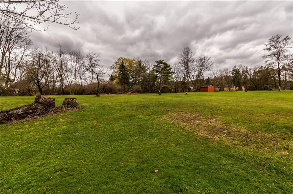 652 Field Club Road Pittsburgh, PA 15238 - Photo 2 of 24 Gallery Image 2