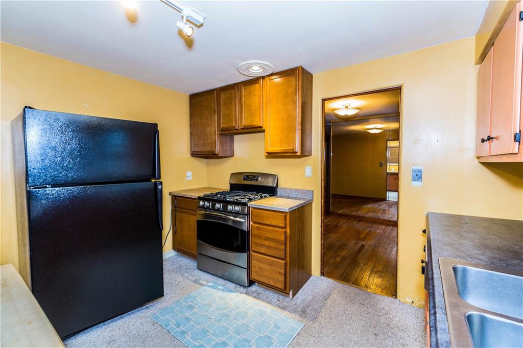 652 Field Club Road Pittsburgh, PA 15238 - Photo 11 of 24 Gallery Image 11