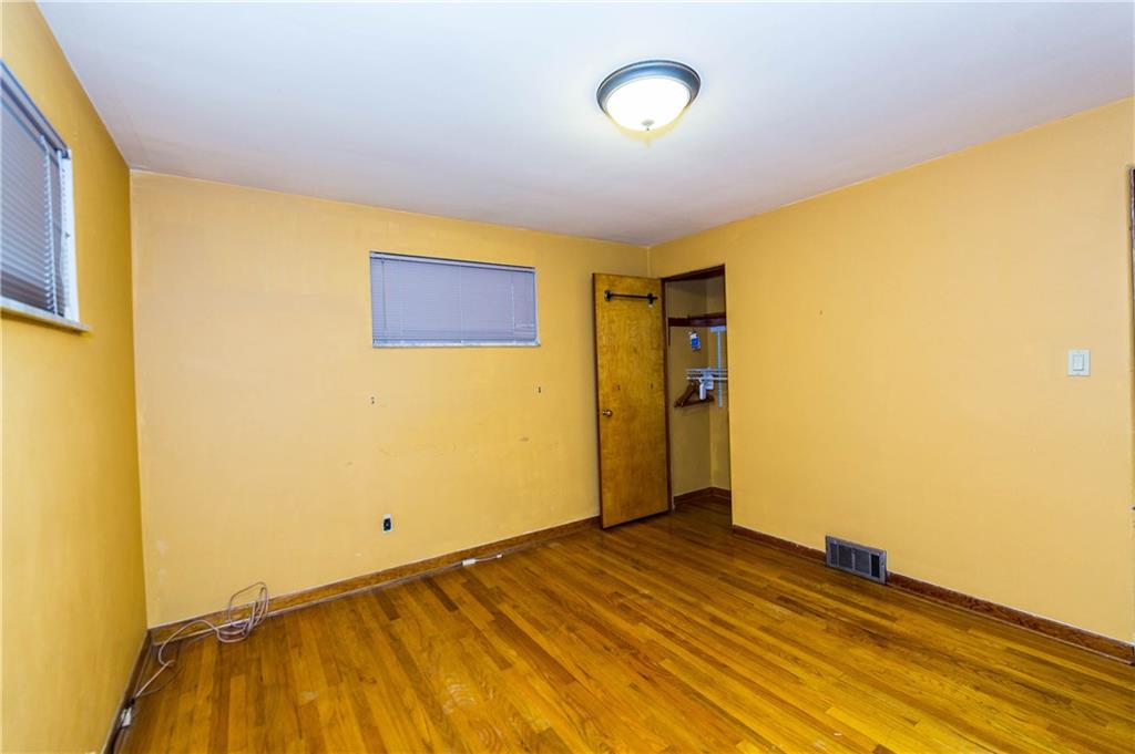 652 Field Club Road Pittsburgh, PA 15238 - Photo 17 of 24 Gallery Image 17