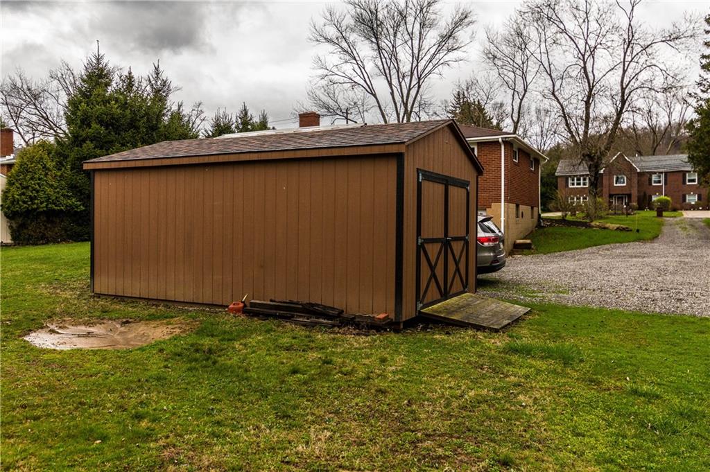652 Field Club Road Pittsburgh, PA 15238 - Photo 21 of 24 Gallery Image 21