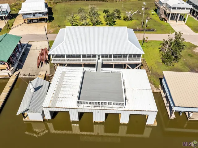 $299,000 | 999 Four Point Road, Dulac, LA 70353