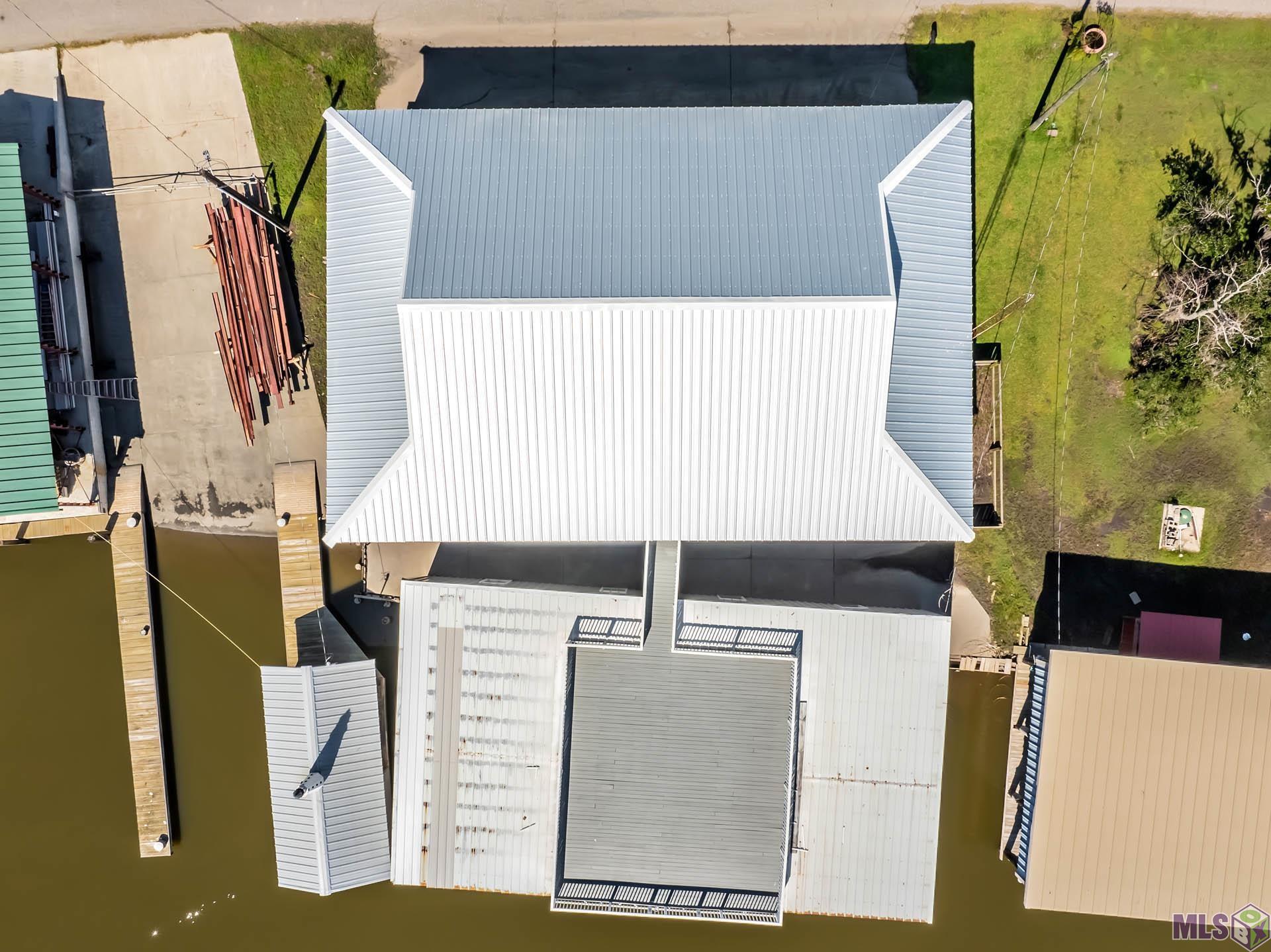 999 Four Point Road Dulac, LA 70353 - Photo 4 of 23