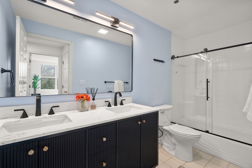 110 Coolidge Hill Road, Unit 2 Watertown, MA 02472 - Photo 13 of 24