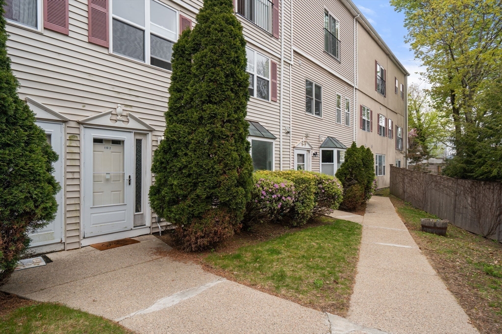 110 Coolidge Hill Road, Unit 2 Watertown, MA 02472 - Photo 18 of 24