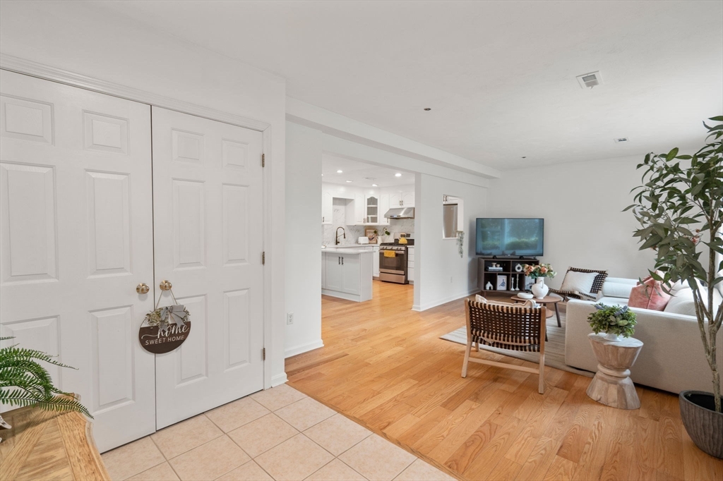 110 Coolidge Hill Road, Unit 2 Watertown, MA 02472 - Photo 6 of 24