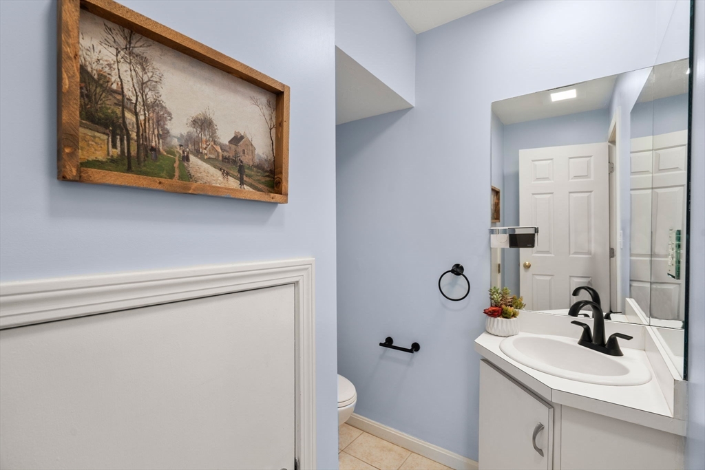 110 Coolidge Hill Road, Unit 2 Watertown, MA 02472 - Photo 9 of 24