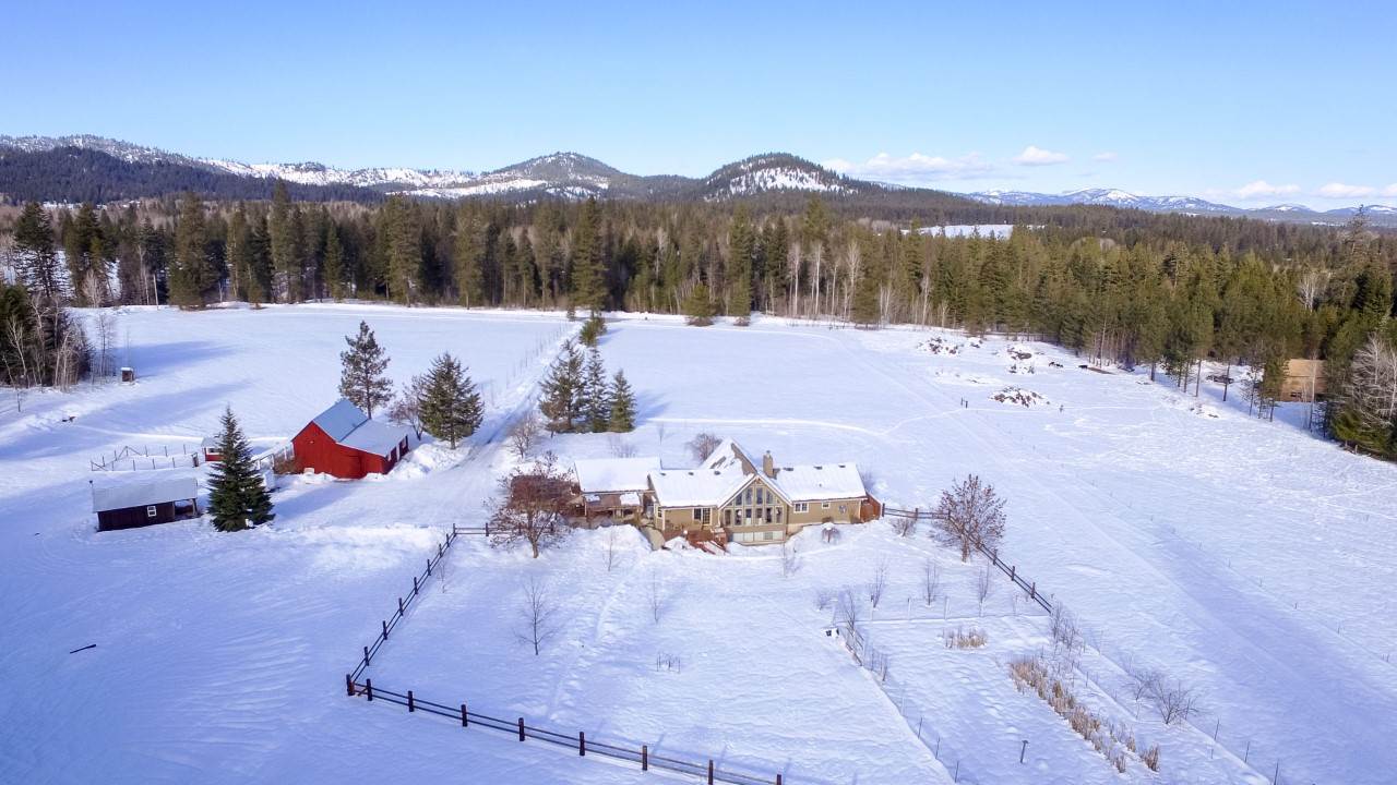 4888 Redman Road Clayton, WA 99110 - Photo 4 of 20