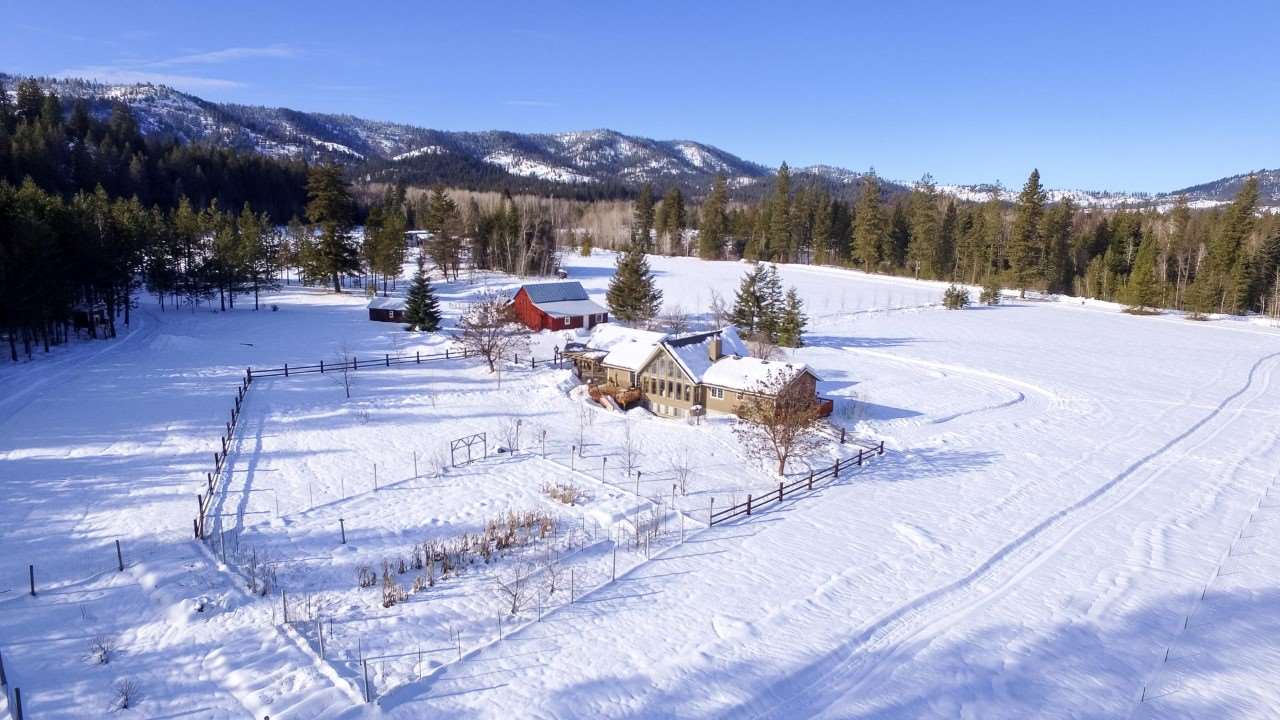 4888 Redman Road Clayton, WA 99110 - Photo 5 of 20