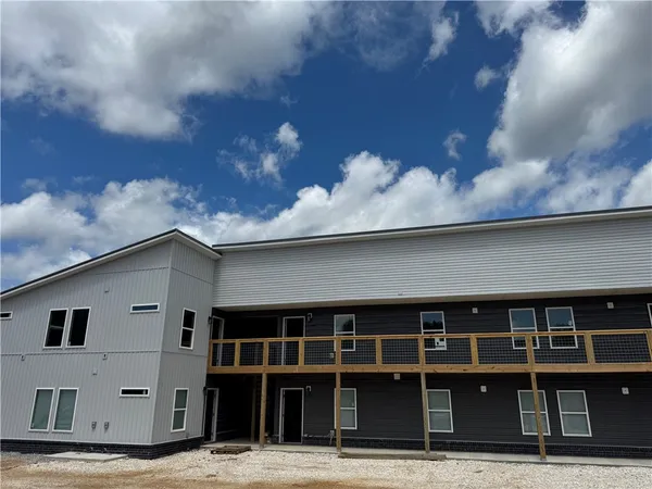 $1,100 | 2301 Center Fayetteville Ar 72701, Fayetteville, AR 72701