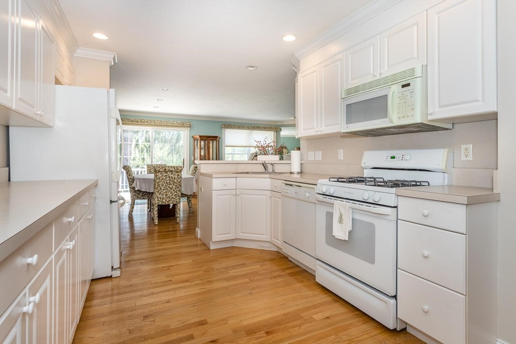 215 Neponset Street, Unit 215 Canton, MA 02021 - Photo 8 of 23