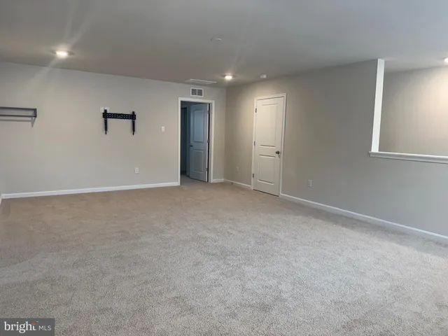 $2,900 | 241 Atkinson Street, Charles Town, WV 25414