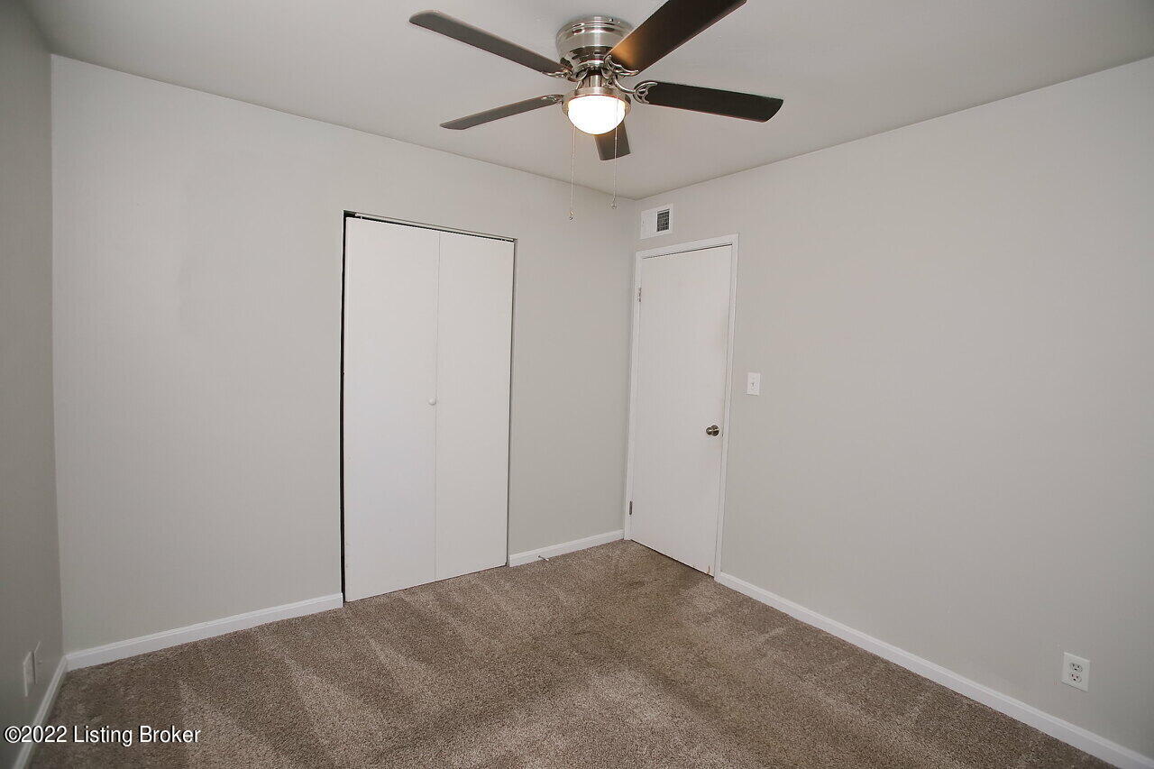 141 Meadowood Road Louisville, KY 40229 - Photo 20 of 37 Bedroom 1