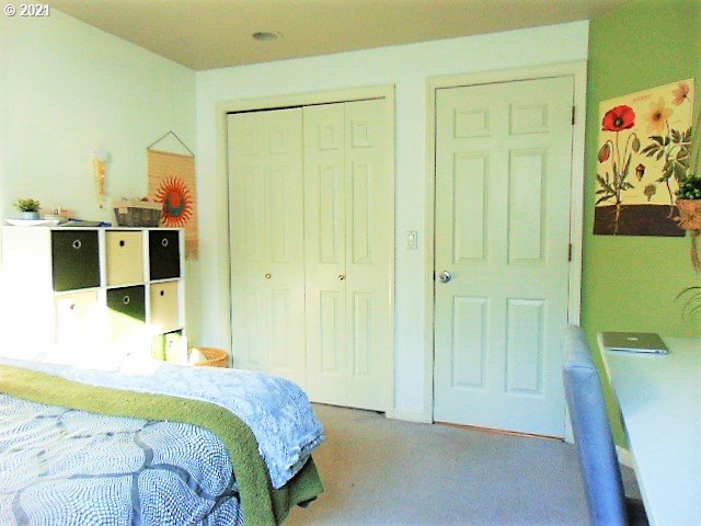 1755 Ridgley Boulevard Eugene, OR 97401 - Photo 23 of 31 Gallery Image 23
