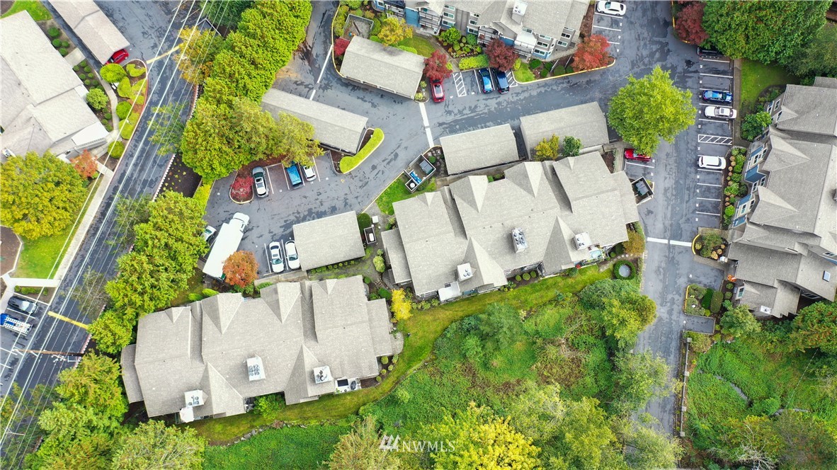 19404 Bothell Way Northeast, Unit B304 Bothell, WA 98011 - Photo 38 of 38 an aerial view of a house with a yard and a large tree
