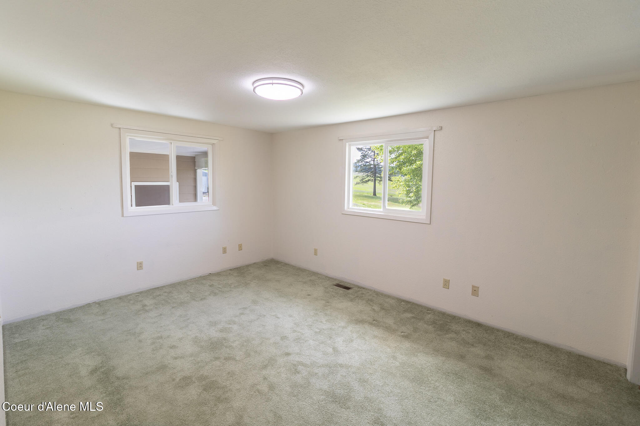 640 Renlow Road Plummer, ID 83851 - Photo 17 of 48 Upstairs Bed 1