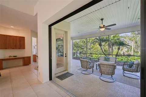 a view of a livingroom with furniture