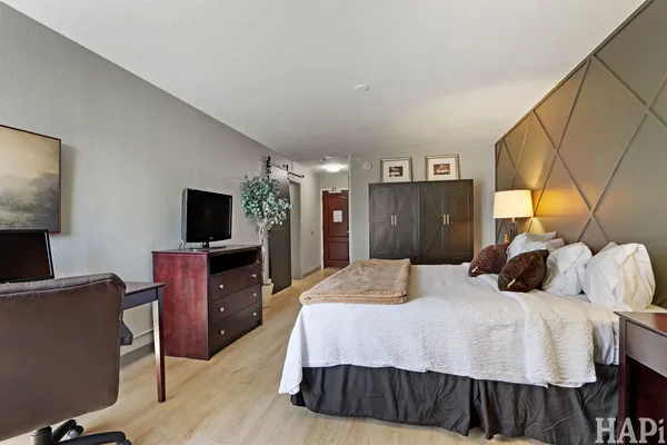 $1,800 | 6175 West Grand Avenue, Unit 4018, Gurnee, IL 60031