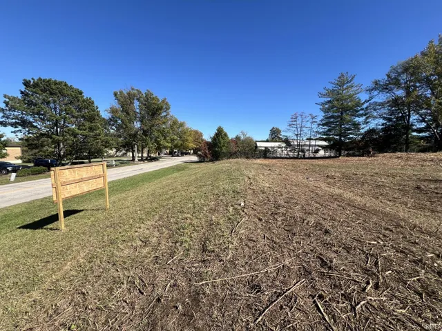 $595,000 | 2185 West Industrial Park Drive, Bloomington, IN 47404