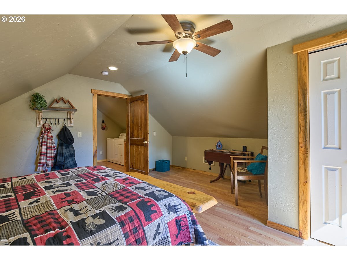 61718 Chief Joseph Loop Road Joseph, OR 97846 - Photo 20 of 38 Gallery Image 20