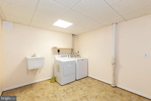 $1,995 | 32 Bristol Court, Stafford, VA 22556