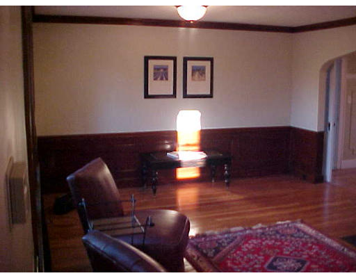32 Kenilworth Road Arlington, MA 02476 - Photo 3 of 13 Gallery Image 3