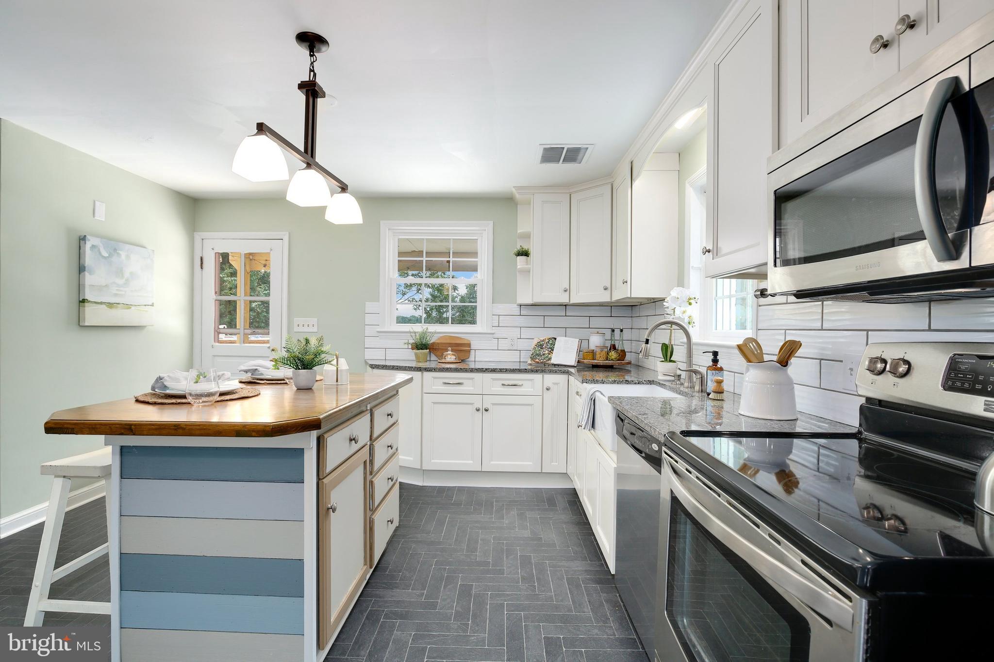 11710 Clopper Road Gaithersburg, MD 20878 - Photo 21 of 75 Gallery Image 21