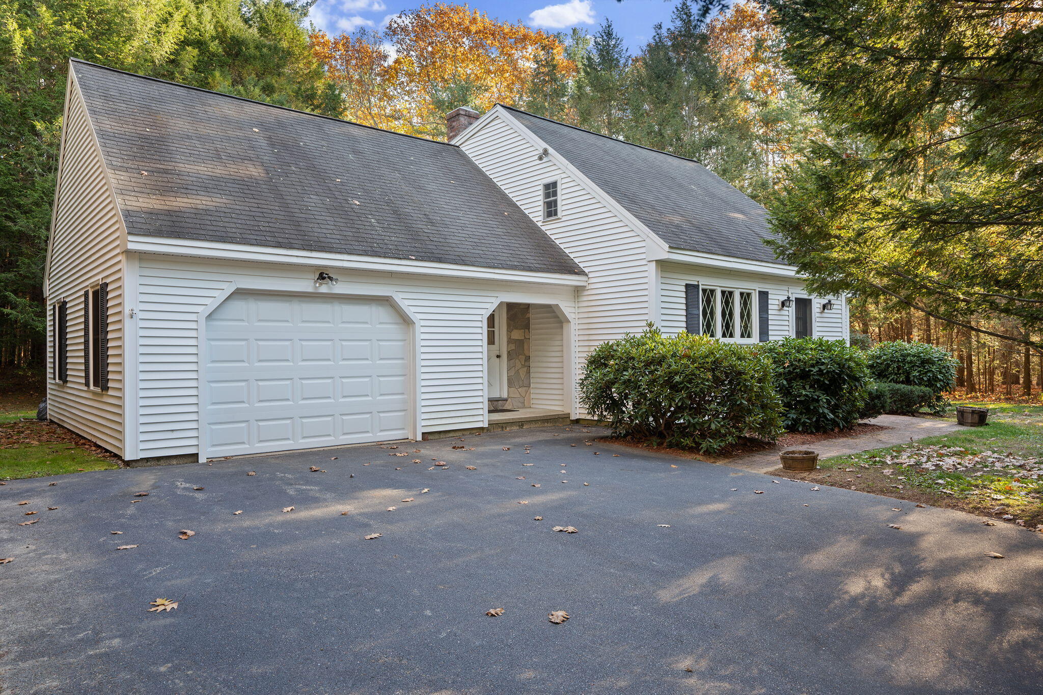 19 Bay View Terrace Saco, ME 04072 - Photo 2 of 48 2