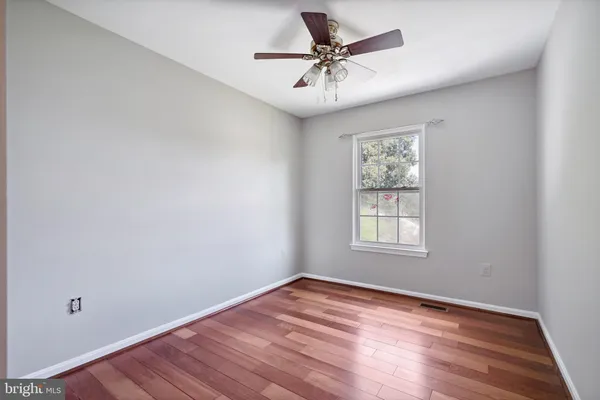 $4,000 | 5406 Lomax Way, Woodbridge, VA 22193