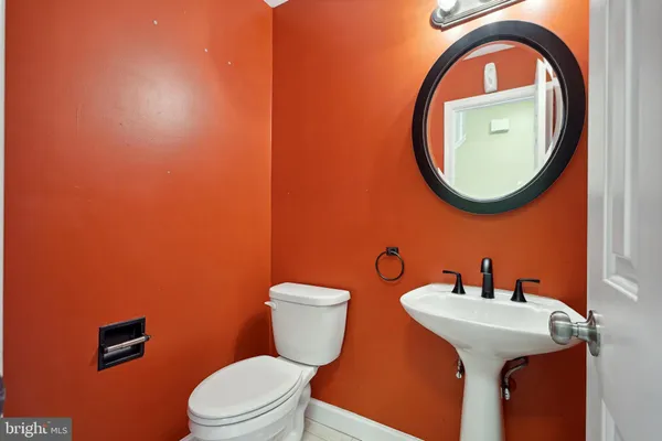 $4,000 | 5406 Lomax Way, Woodbridge, VA 22193