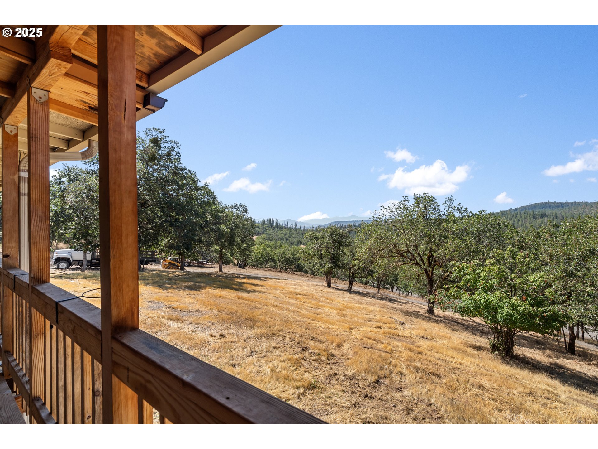 14980 Meadows Road White City, OR 97503 - Photo 23 of 39