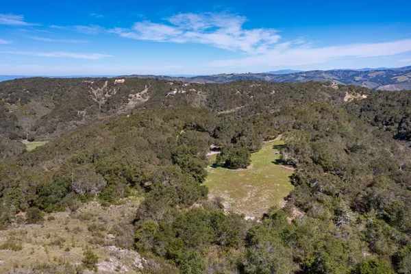 $1,175,000 | 8 Corral Run, Carmel, CA 93923