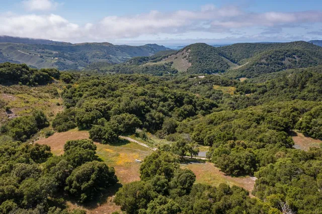 $1,175,000 | 8 Corral Run, Carmel, CA 93923