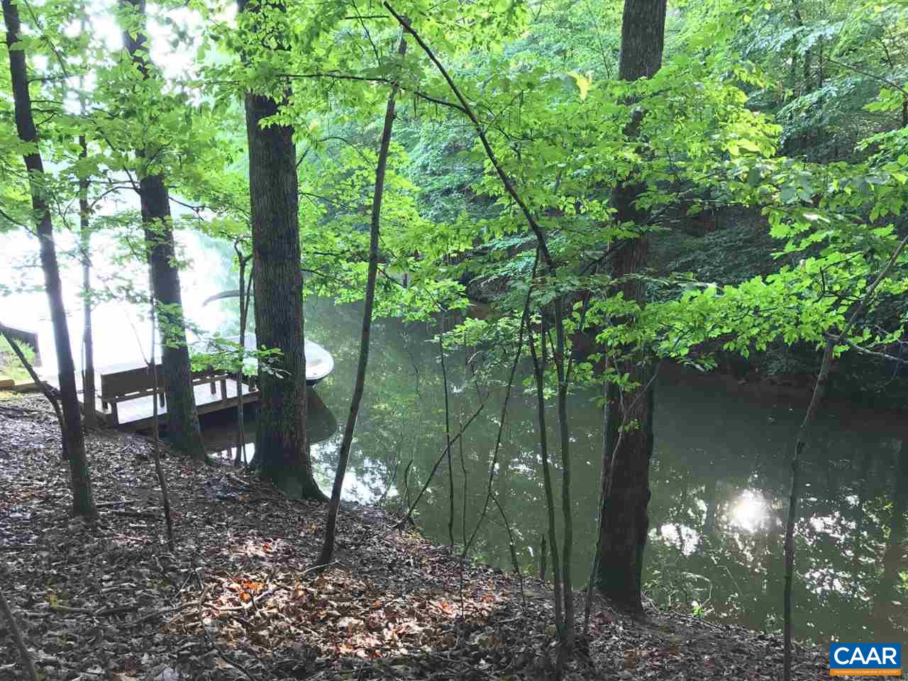 9 Bonita Road Palmyra, VA 22963 - Photo 3 of 4 a backyard of a house with lots of green space
