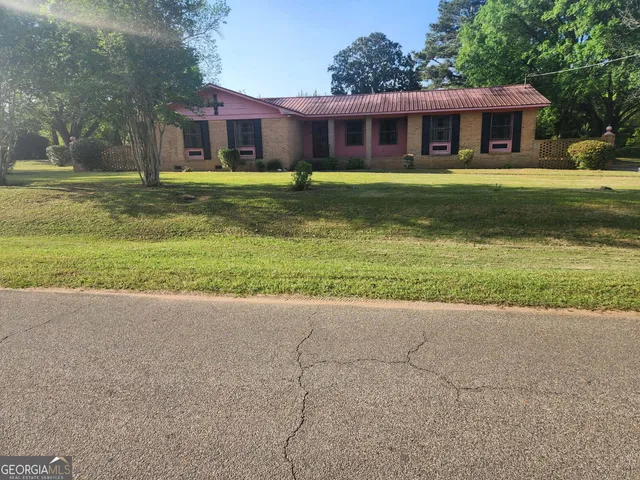 $135,000 | 18802 East South Boulevard, Blakely, GA 39823