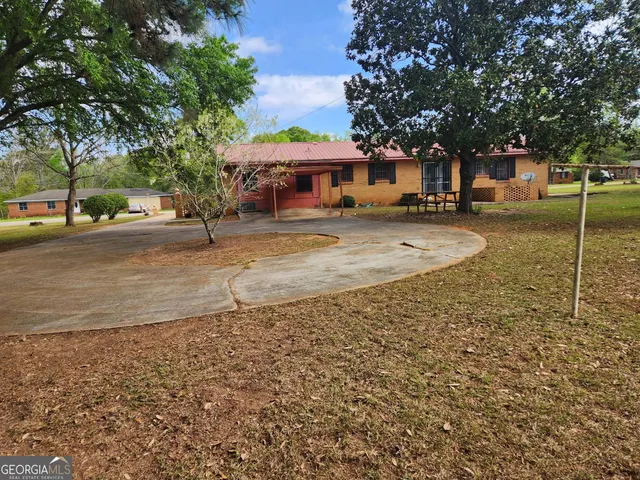 $135,000 | 18802 East South Boulevard, Blakely, GA 39823