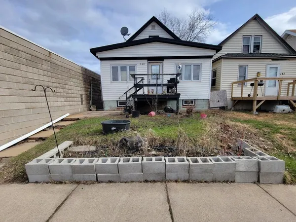 $49,900 | 140 West Howard Street, Hibbing, MN 55746