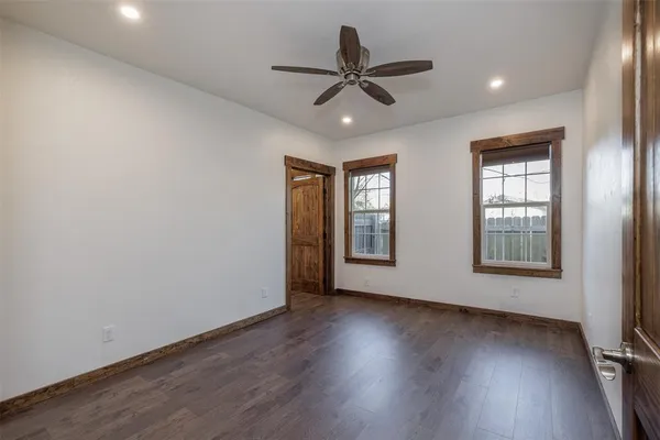 $250,000 | 217 Houston Street, Sulphur Springs, TX 75482