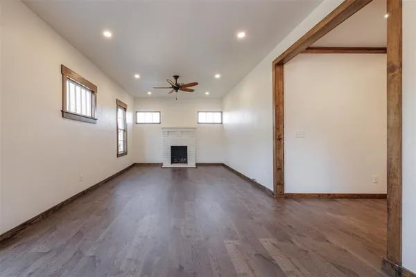 $250,000 | 217 Houston Street, Sulphur Springs, TX 75482