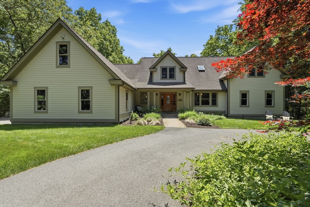 409 Henry Street Amherst, MA 01002 - Photo 2 of 42