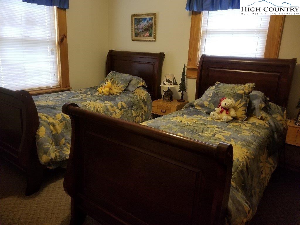 273 East Ridge Road Piney Creek, NC 28663 - Photo 17 of 26 Gallery Image 17