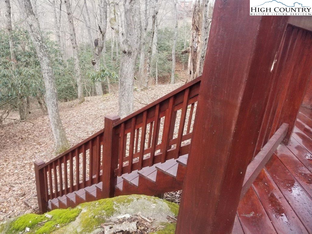 273 East Ridge Road Piney Creek, NC 28663 - Photo 4 of 26 Gallery Image 4